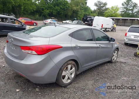 2013 Hyundai Elantra Gls z USA, uszkodzony, nr VIN KMHDH4AE3DU774989